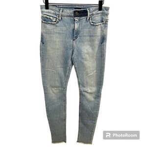 RTA Skinny Jean Light Wash size 27 EUC D0325